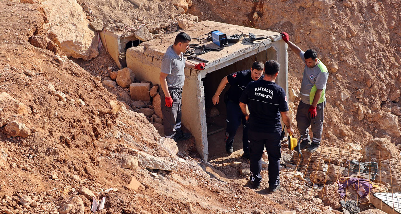 Antalya’da drenaj tünelinde alarm