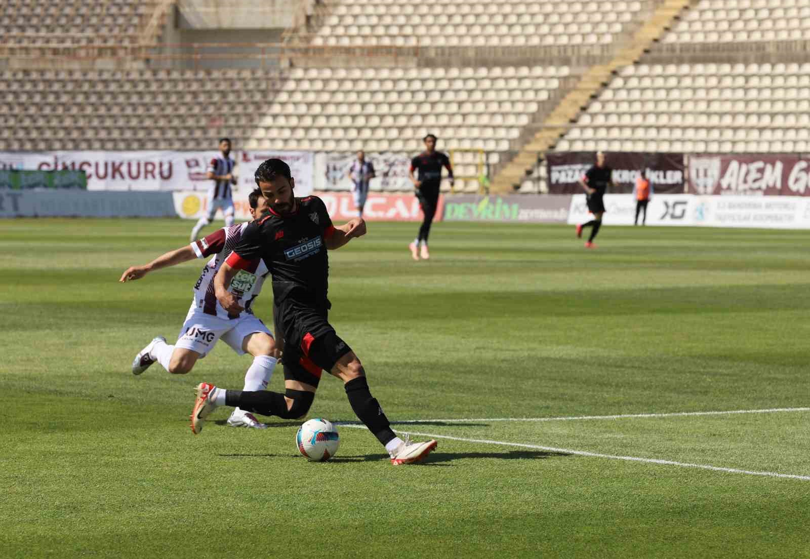 Bandırmaspor finale yükseldi.