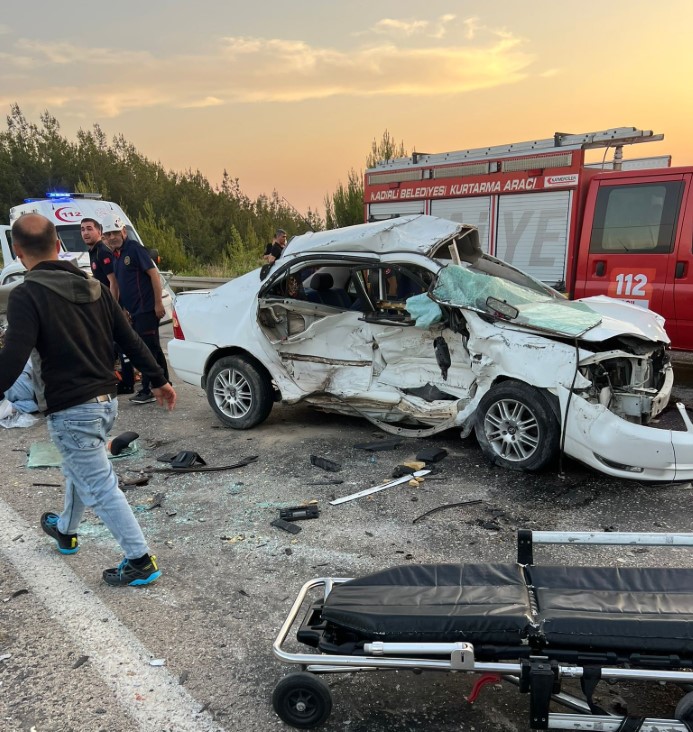 Osmaniye’de 4 aracın karıştığı zincirleme kaza: 1 ölü, 6 yaralı