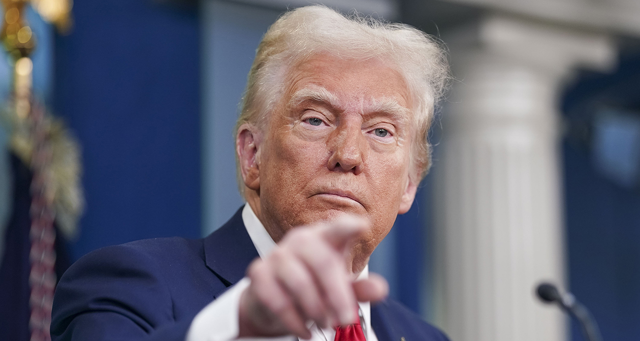 Trump, Avrupa Birliği'ne yüzde 50 gümrük vergisi uygulanmasını önerdi.
