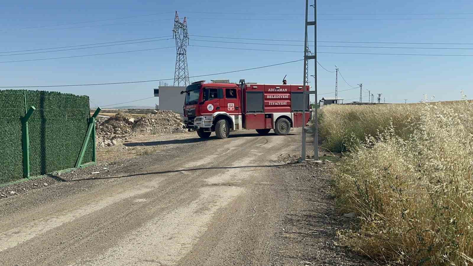Ekili alan yanında çıkan yangın korkuttu 