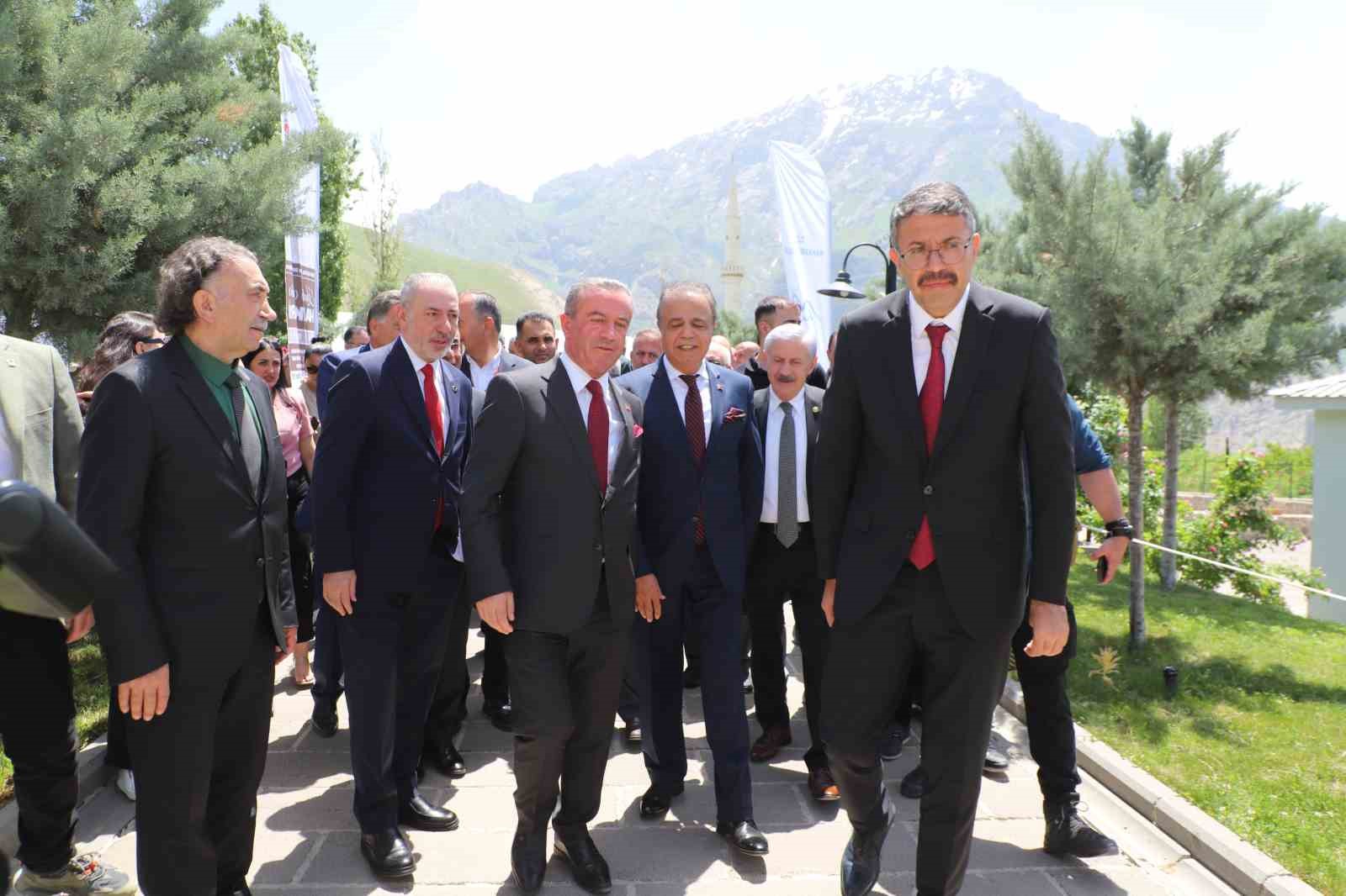 Kadim Şehir Hakkari Çalıştayı 