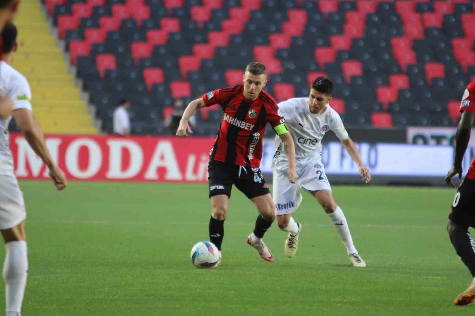 Trendyol Süper Lig: Gaziantep FK: 1 - Kasımpaşa: 0 (Maç devam ediyor) 