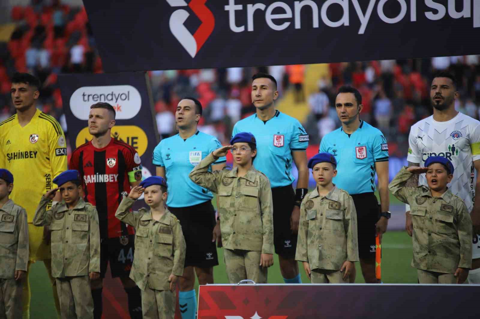 Trendyol Süper Lig: Gaziantep FK: 1 - Kasımpaşa: 0 (Maç devam ediyor) 