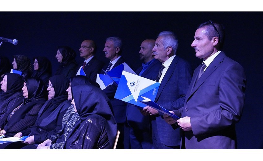 60 yaş üstü tazelenme üniversitesinde yıl sonu coşkusu yaşandı 