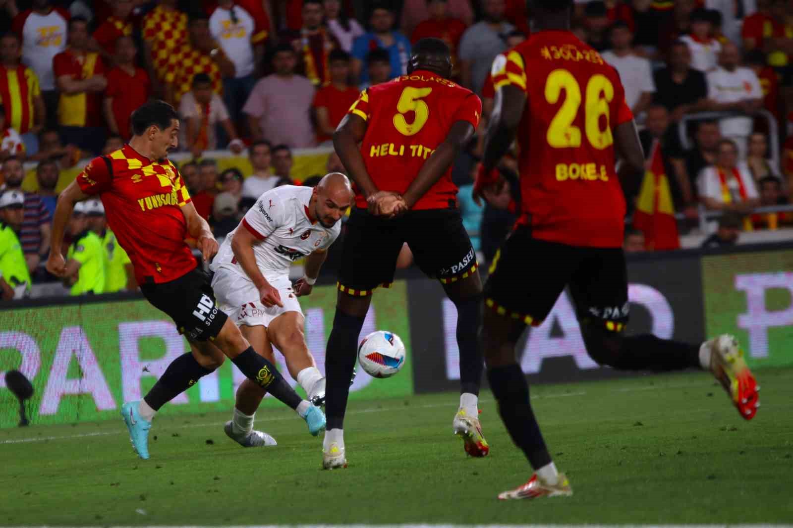 Trendyol Süper Lig: Göztepe: 0 - Galatasaray: 2 (Maç sonucu) 