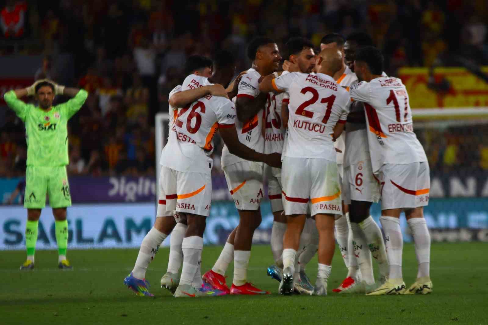 Trendyol Süper Lig: Göztepe: 0 - Galatasaray: 2 (Maç sonucu) 