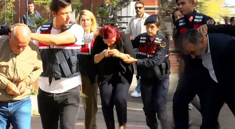 İstenen cezalar belli oldu: Savcıyı makamında tehdit etmişlerdi!
