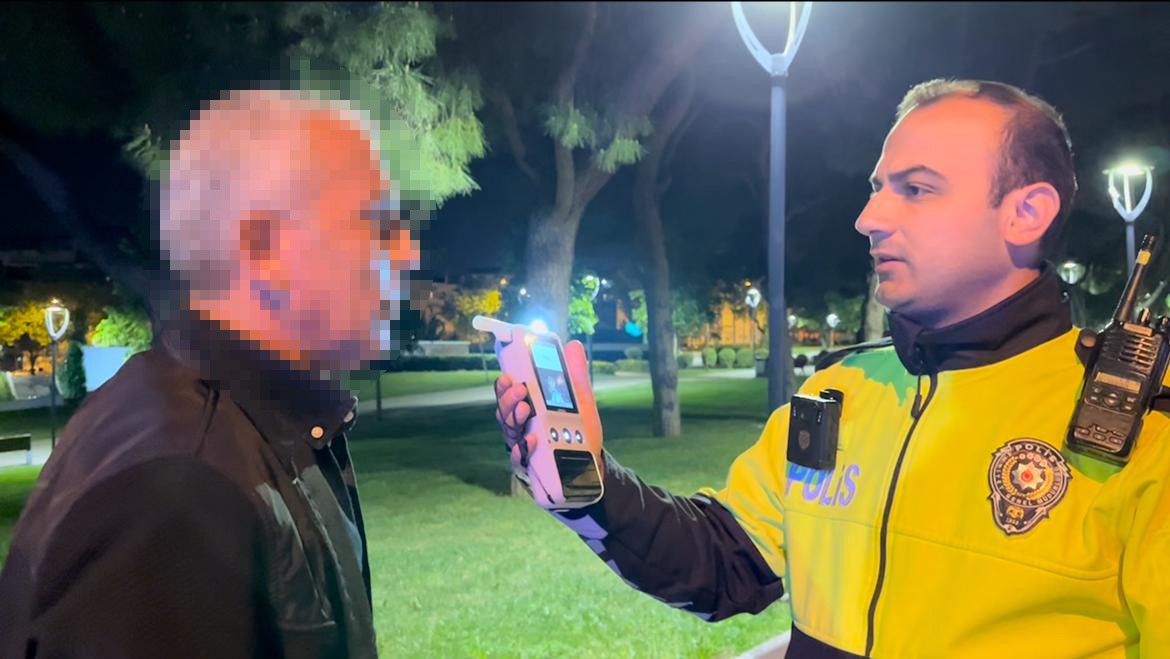 Uygulamayı görünce yaya kaçmayı denedi, yine yakalandı 