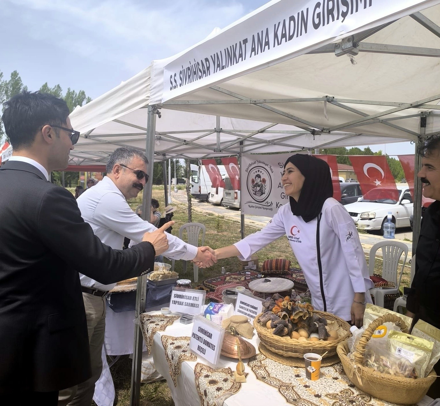 Eskişehir’de yöresel lezzetler stantları büyük ilgi gördü 