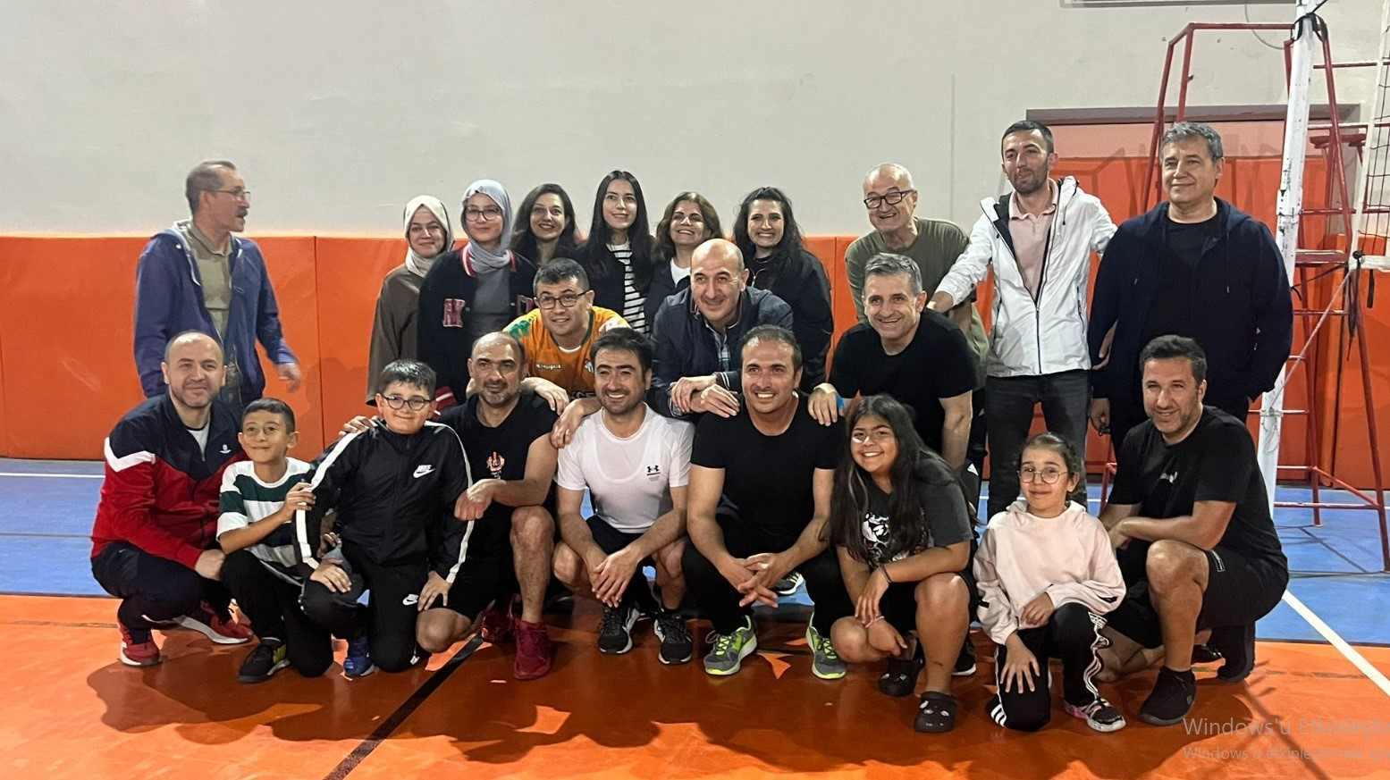 Öğretmenler arası voleybol turnuvası Tavşanlı’da sona erdi 
