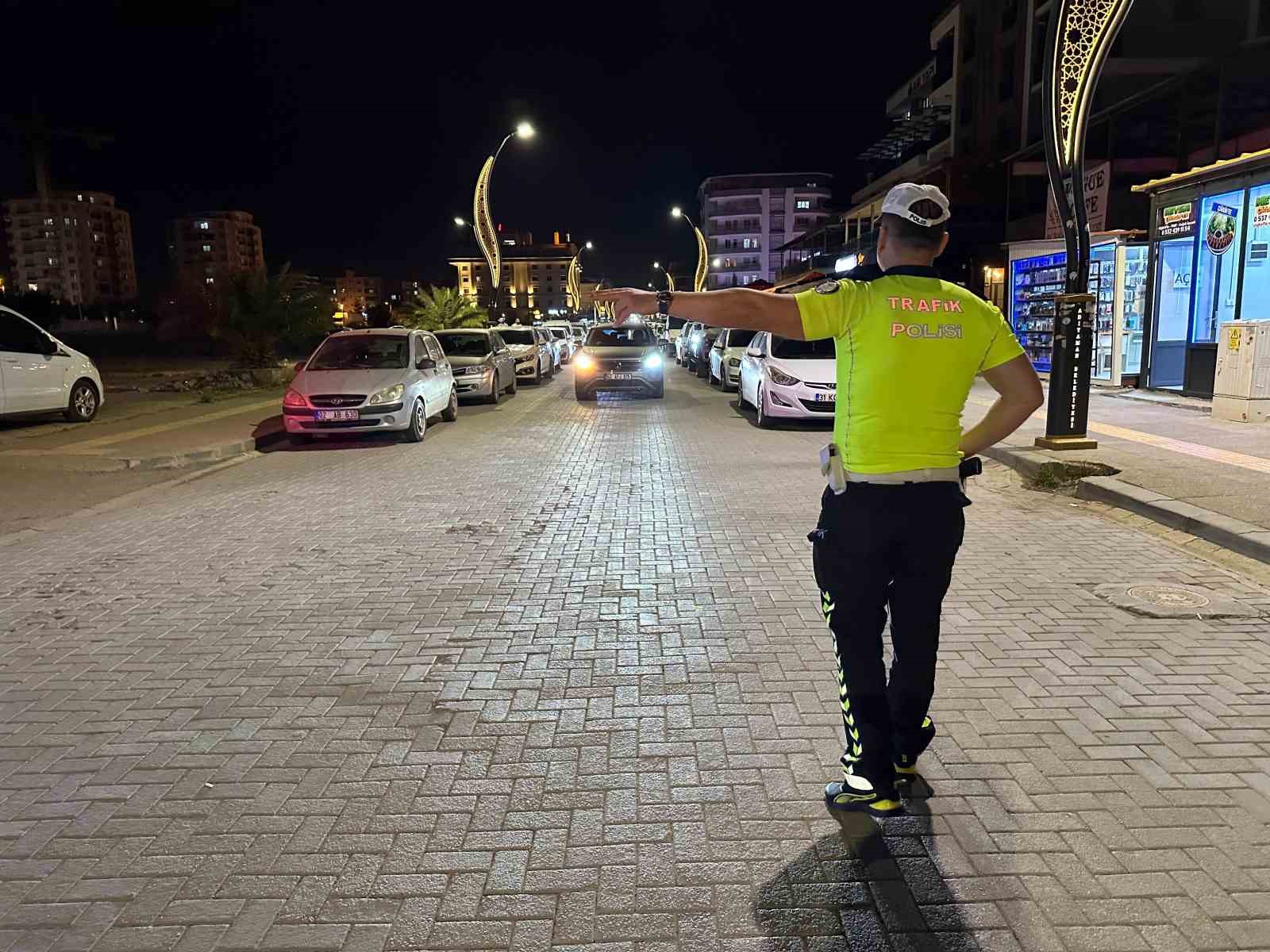 Kurallara uymayanlar polisten kaçamıyor 