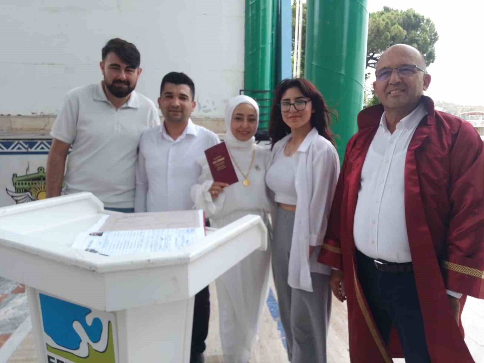 Fethiye’de 25 Mayıs tarihli nikah çılgınlığı 