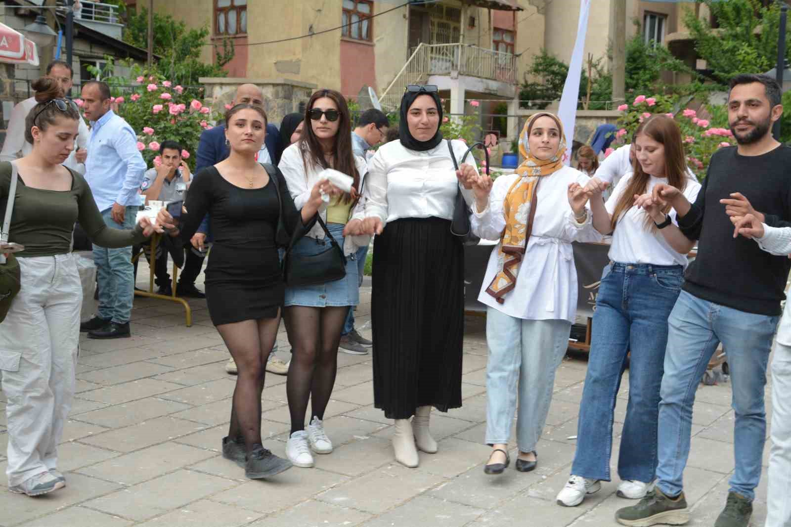 Hakkari’de 2. Yöresel Lezzetler Festivali düzenlendi 