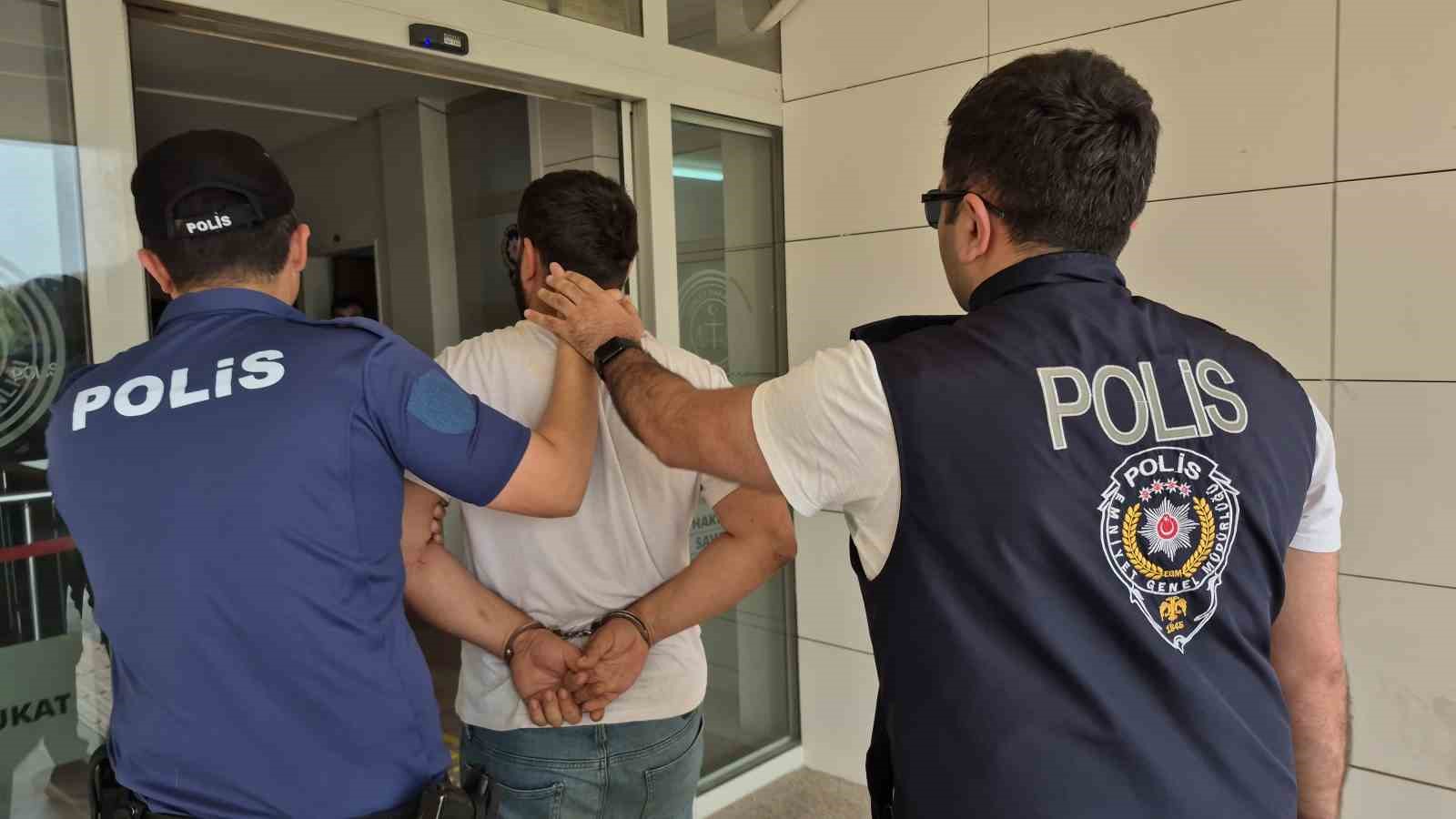 Bodrum’da polise saldıran şüpheliler serbest bırakıldı 