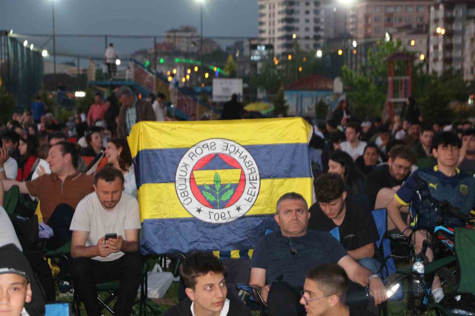 Rize sahilinde dev ekranda Euroleague finali heyecanı 