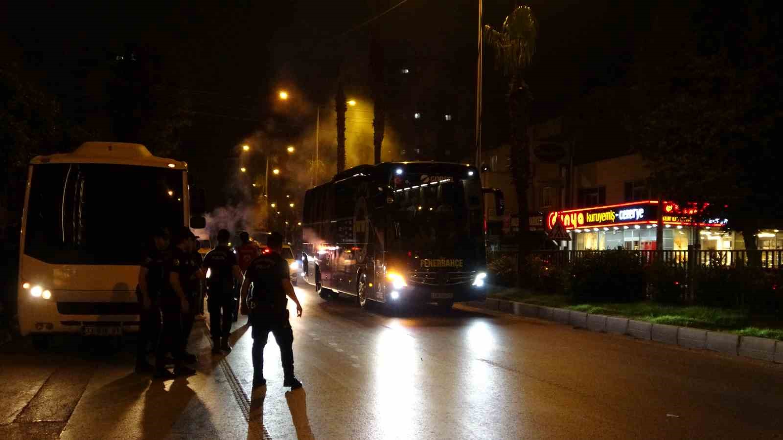 Fenerbahçe Mersin’e geldi 