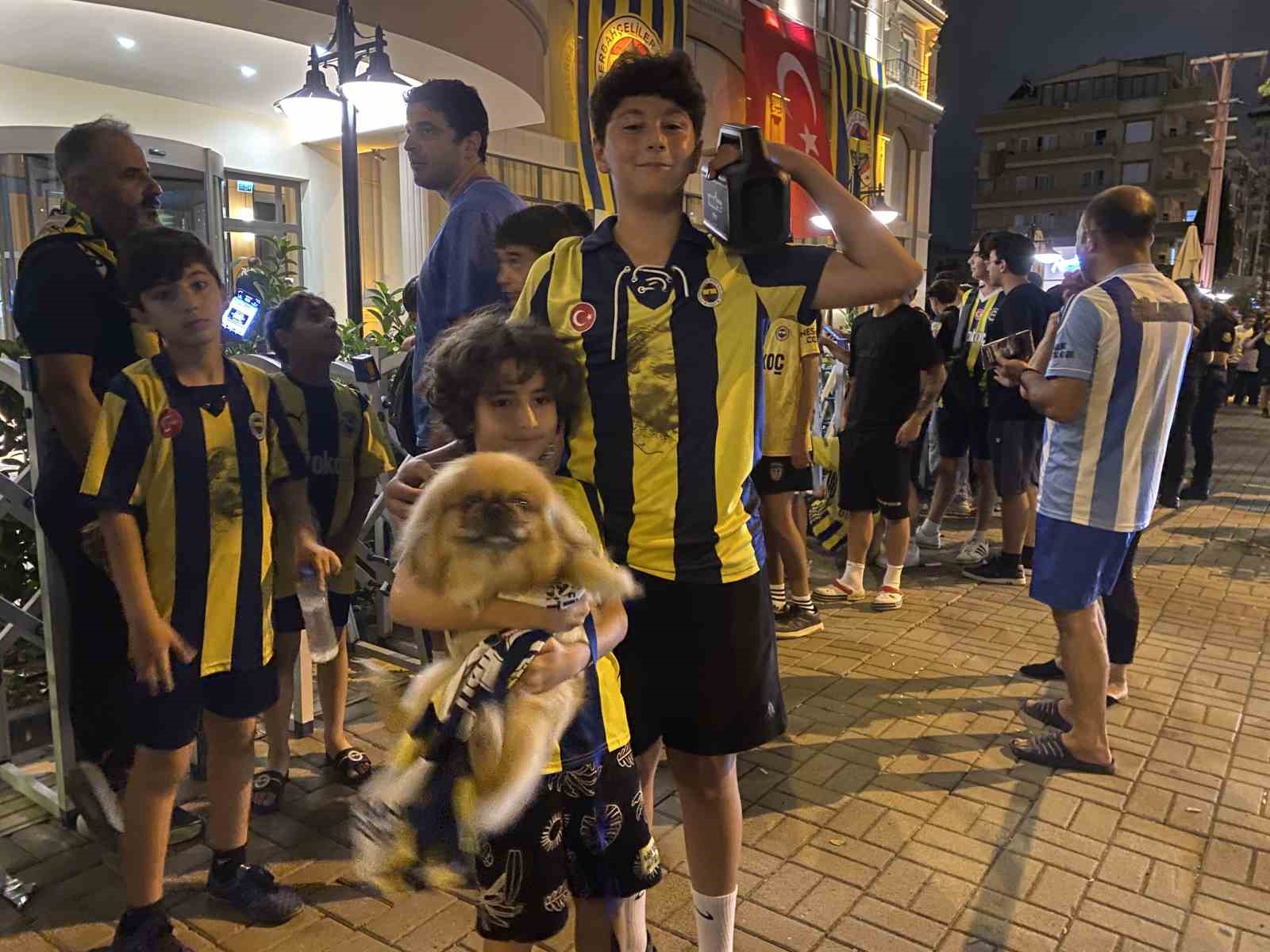 Fenerbahçe Mersin’e geldi 