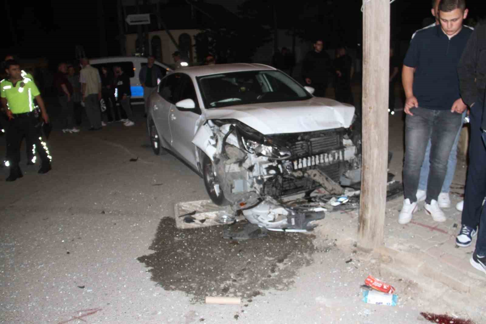 Konya’da iki ayrı kazada 6 kişi yaralandı 