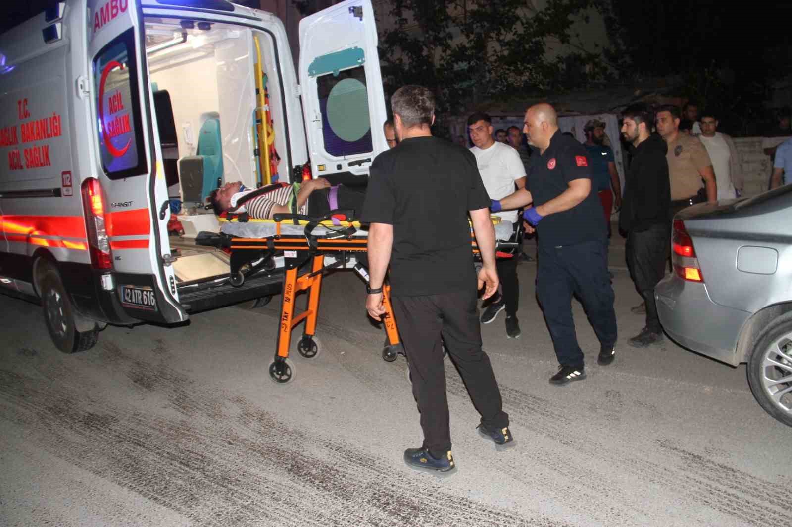 Konya’da iki ayrı kazada 6 kişi yaralandı 