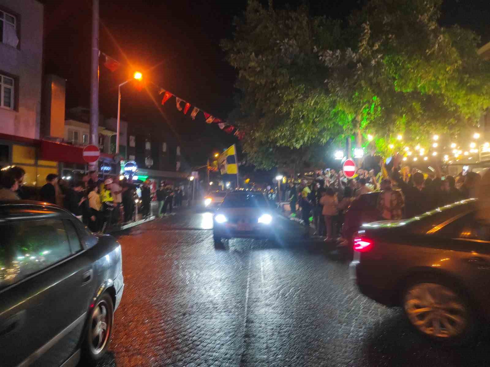 Fenerbahçe’nin Euroleague zaferi Tekirdağ’da büyük coşkuyla kutlandı 