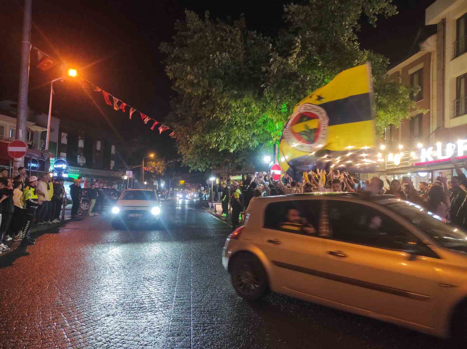 Fenerbahçe’nin Euroleague zaferi Tekirdağ’da büyük coşkuyla kutlandı 
