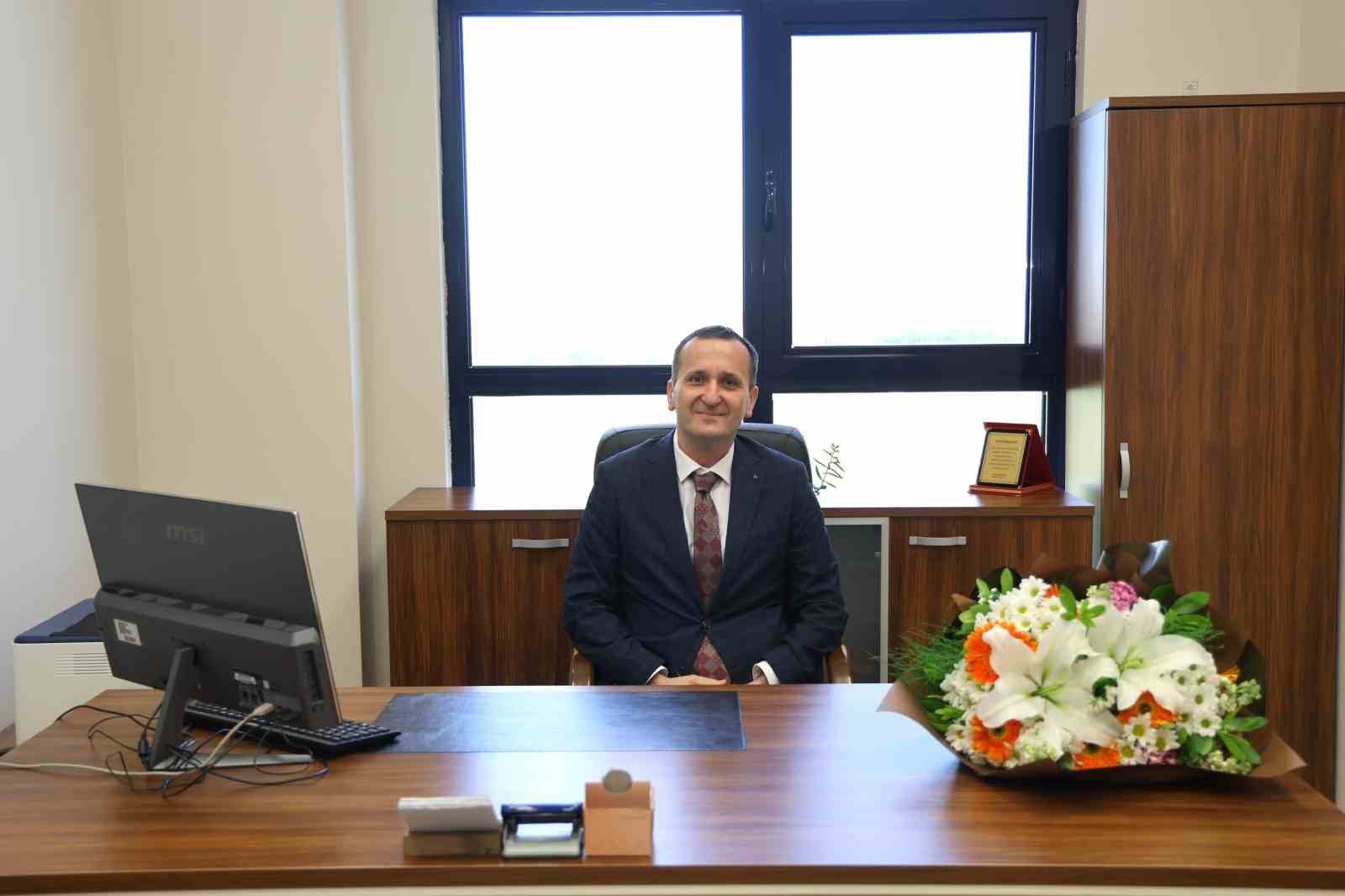 BUÜ’de görev değişimleri 