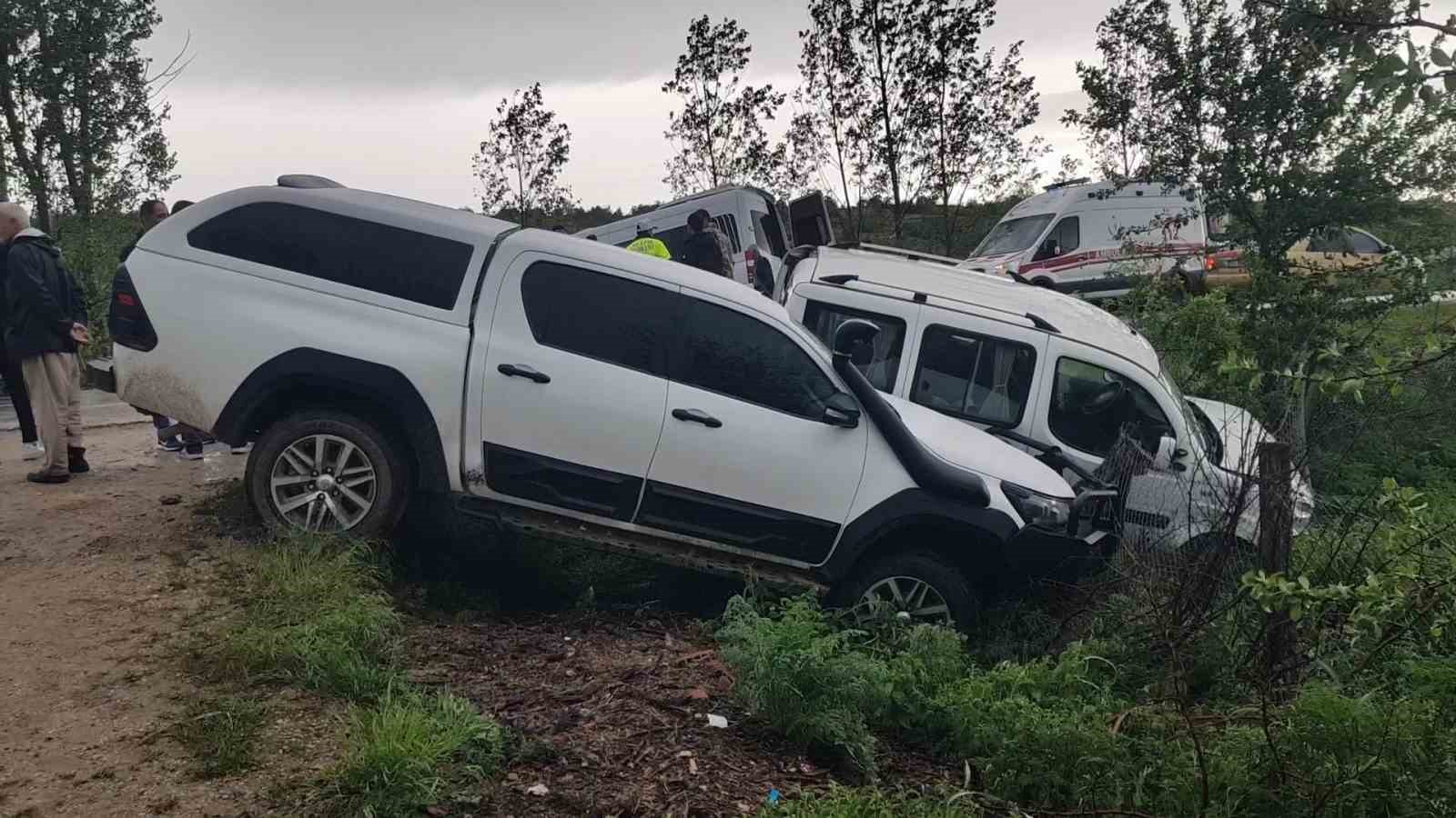 Karabük’te 4 araçlı zincirleme kaza: 1’i ağır 9 yaralı 