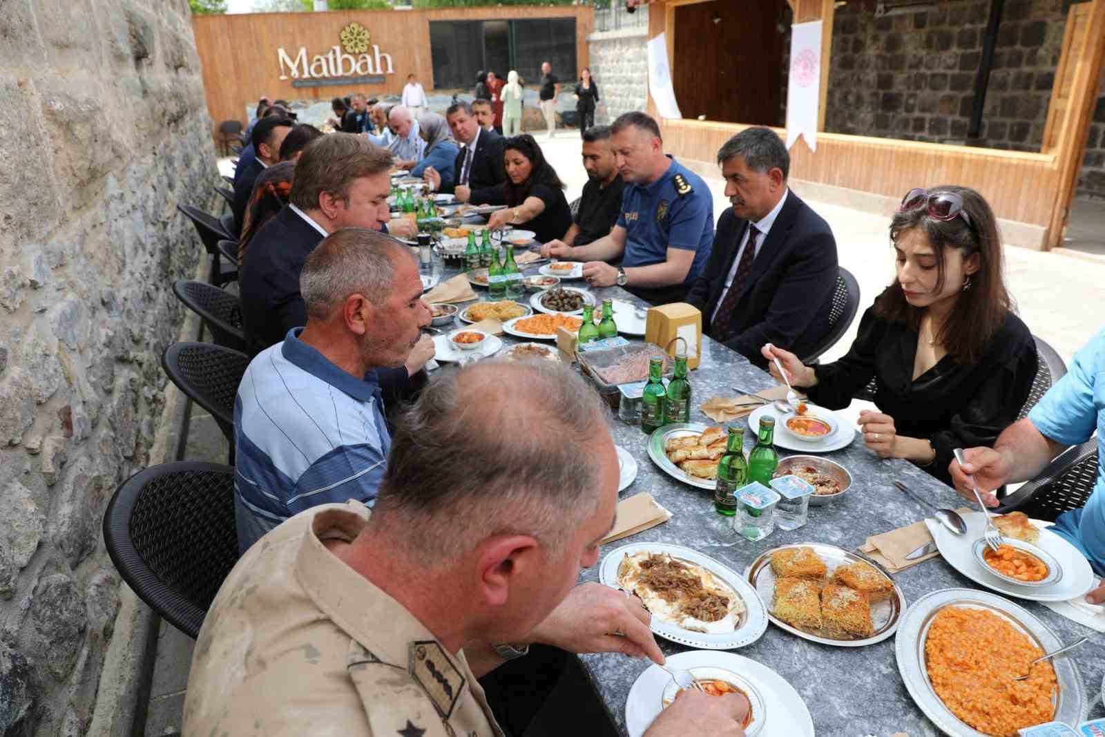 Erzincan’ın yöresel yemekleri tanıtıldı 