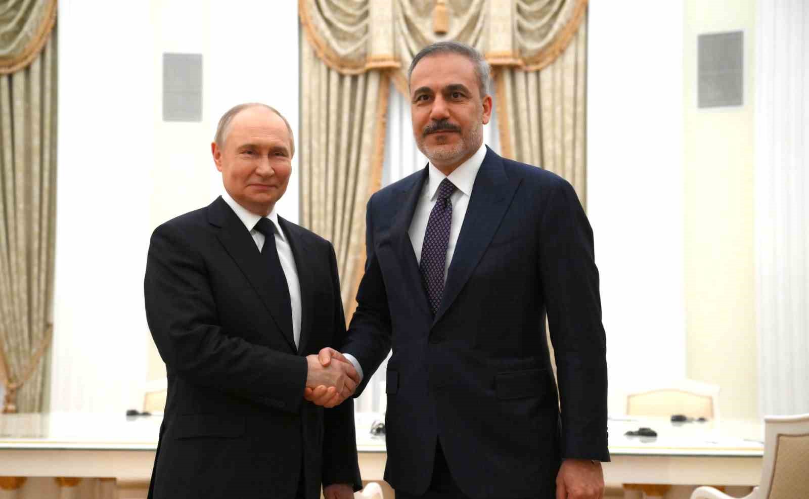Putin ve Fidan, Rusya-Ukrayna Savaşı’nı ele aldı 