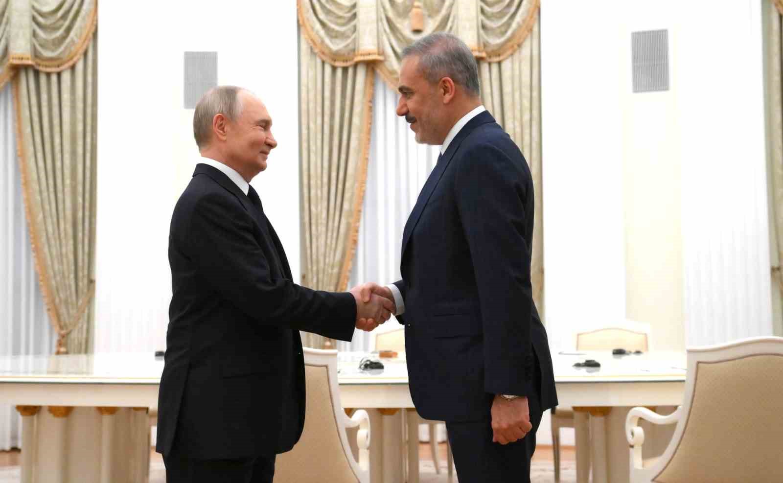 Putin ve Fidan, Rusya-Ukrayna Savaşı’nı ele aldı 
