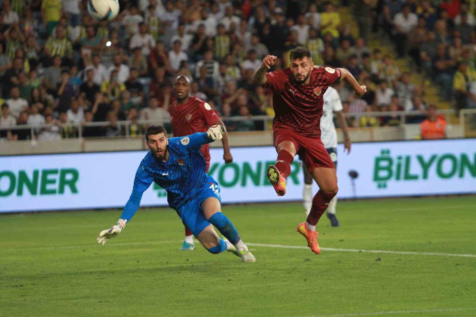 Trendyol Süper Lig: Atakaş Hatayspor: 4 - Fenerbahçe: 2 (Maç sonucu)