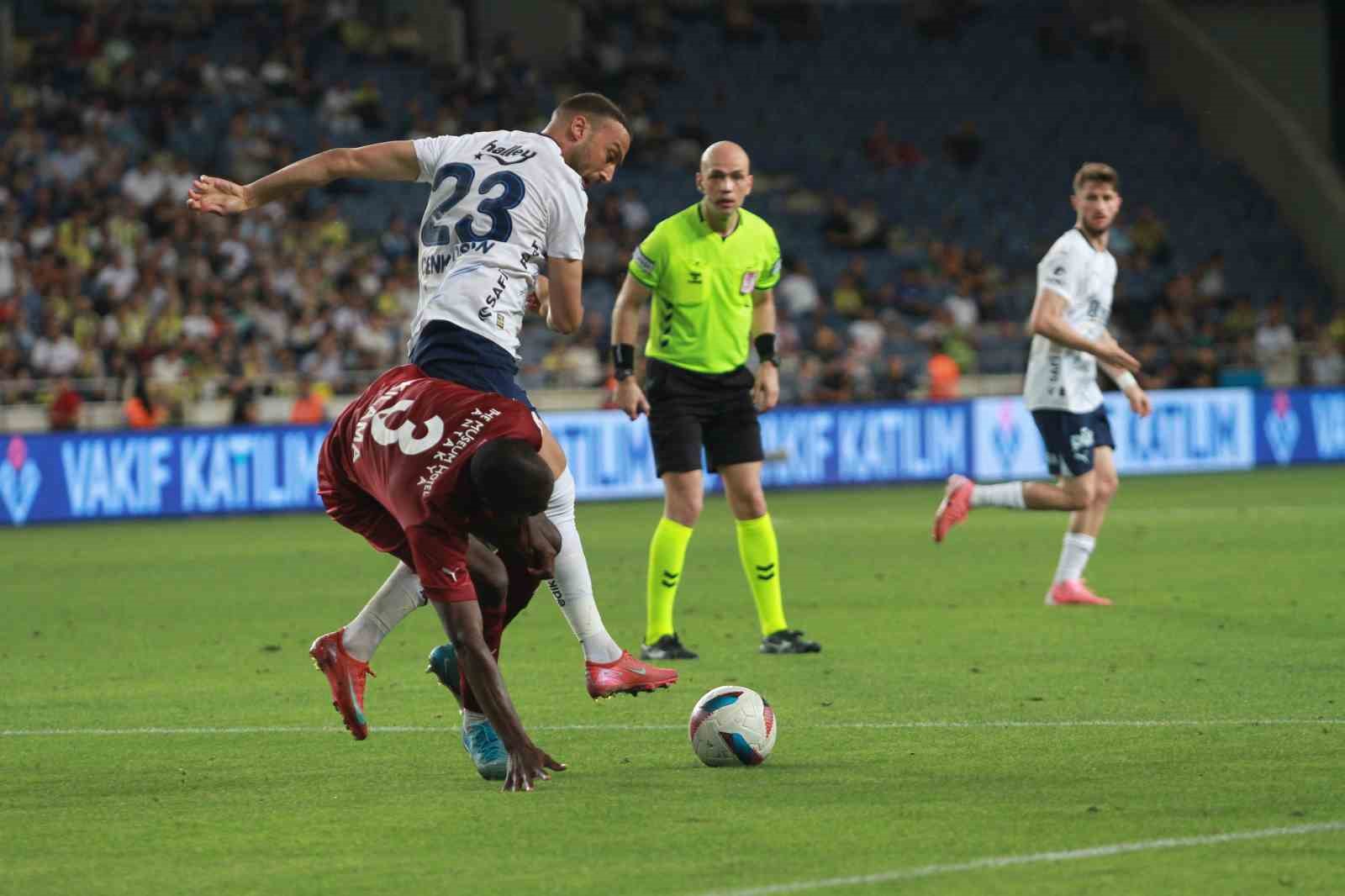 Trendyol Süper Lig: Atakaş Hatayspor: 4 - Fenerbahçe: 2 (Maç sonucu) 
