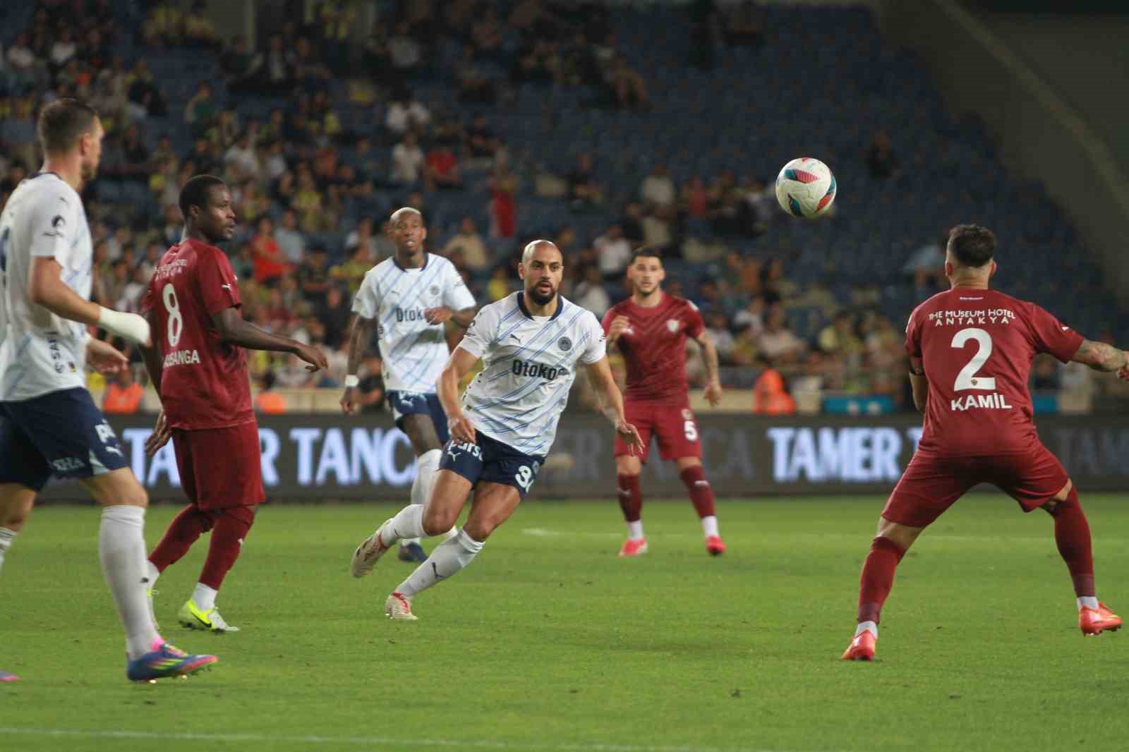 Trendyol Süper Lig: Atakaş Hatayspor: 4 - Fenerbahçe: 2 (Maç sonucu) 
