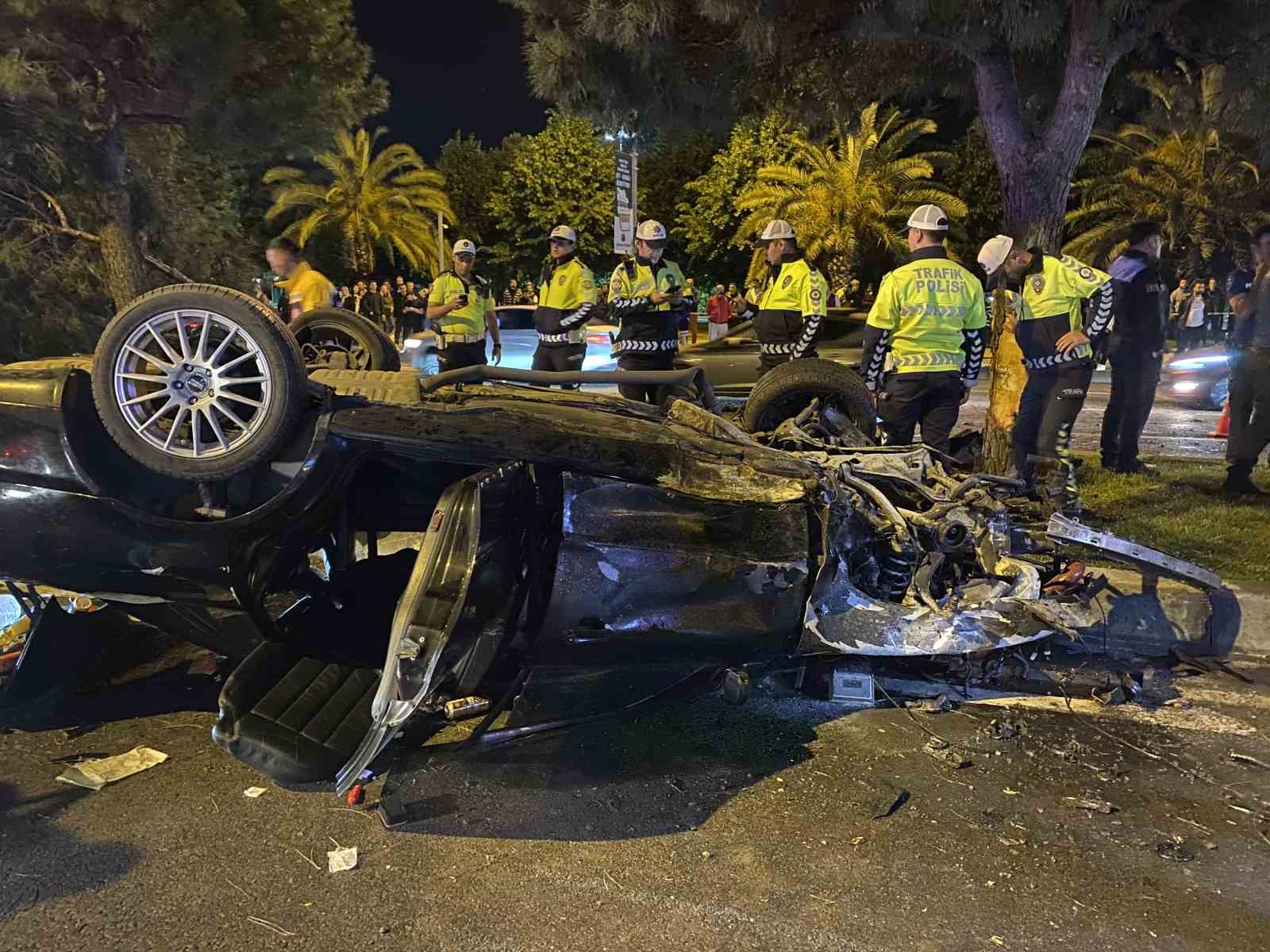 Kartal’da feci kaza: 5 yaralı 