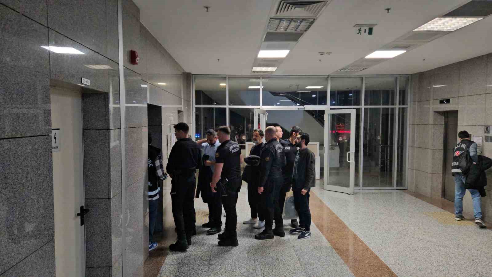 İBB’ye yönelik yolsuzluk soruşturmasında 25 şüpheli tutuklandı 