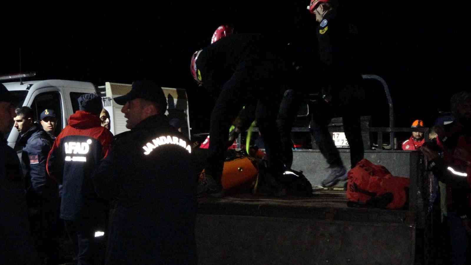 Doğa yürüyüşünde kaybolan müdür yardımcısının cansız bedeni morga kaldırıldı 