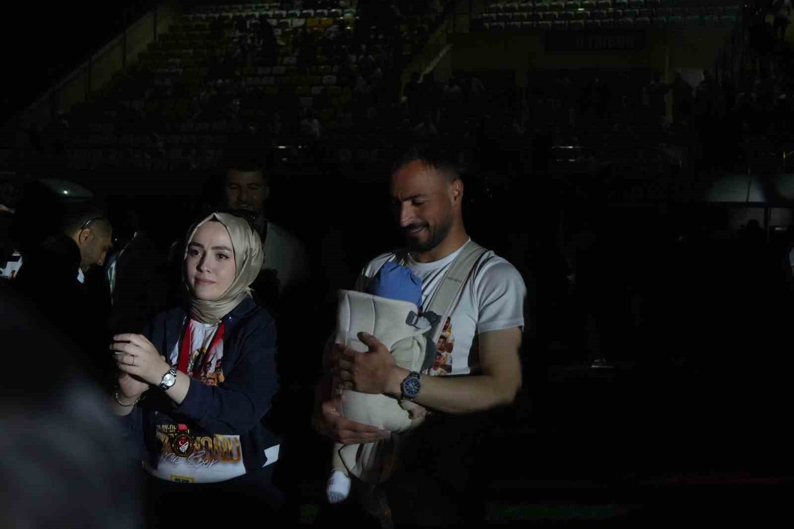 Muşspor, şampiyonluğunu coşkuyla kutladı 
