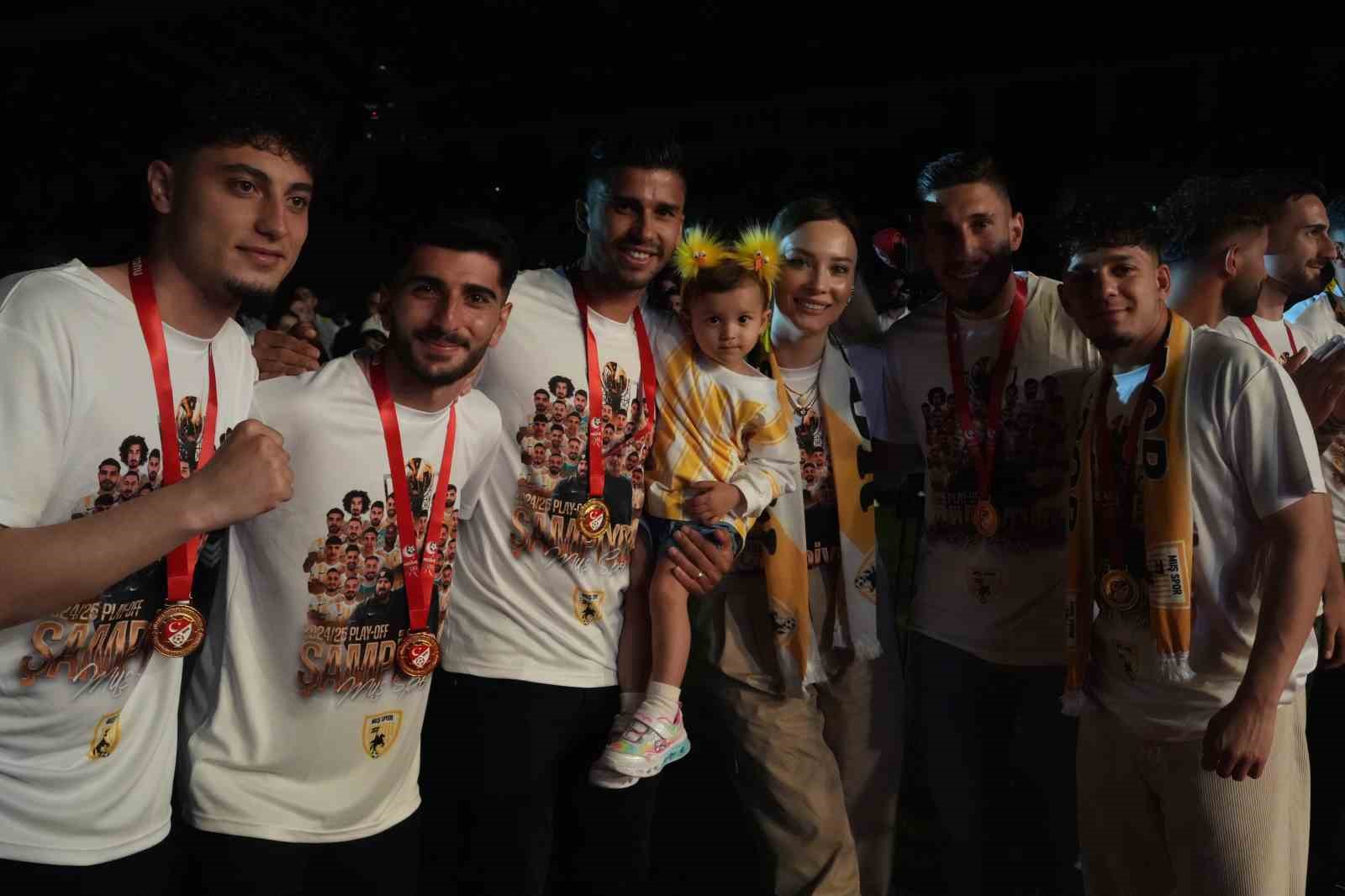 Muşspor, şampiyonluğunu coşkuyla kutladı 