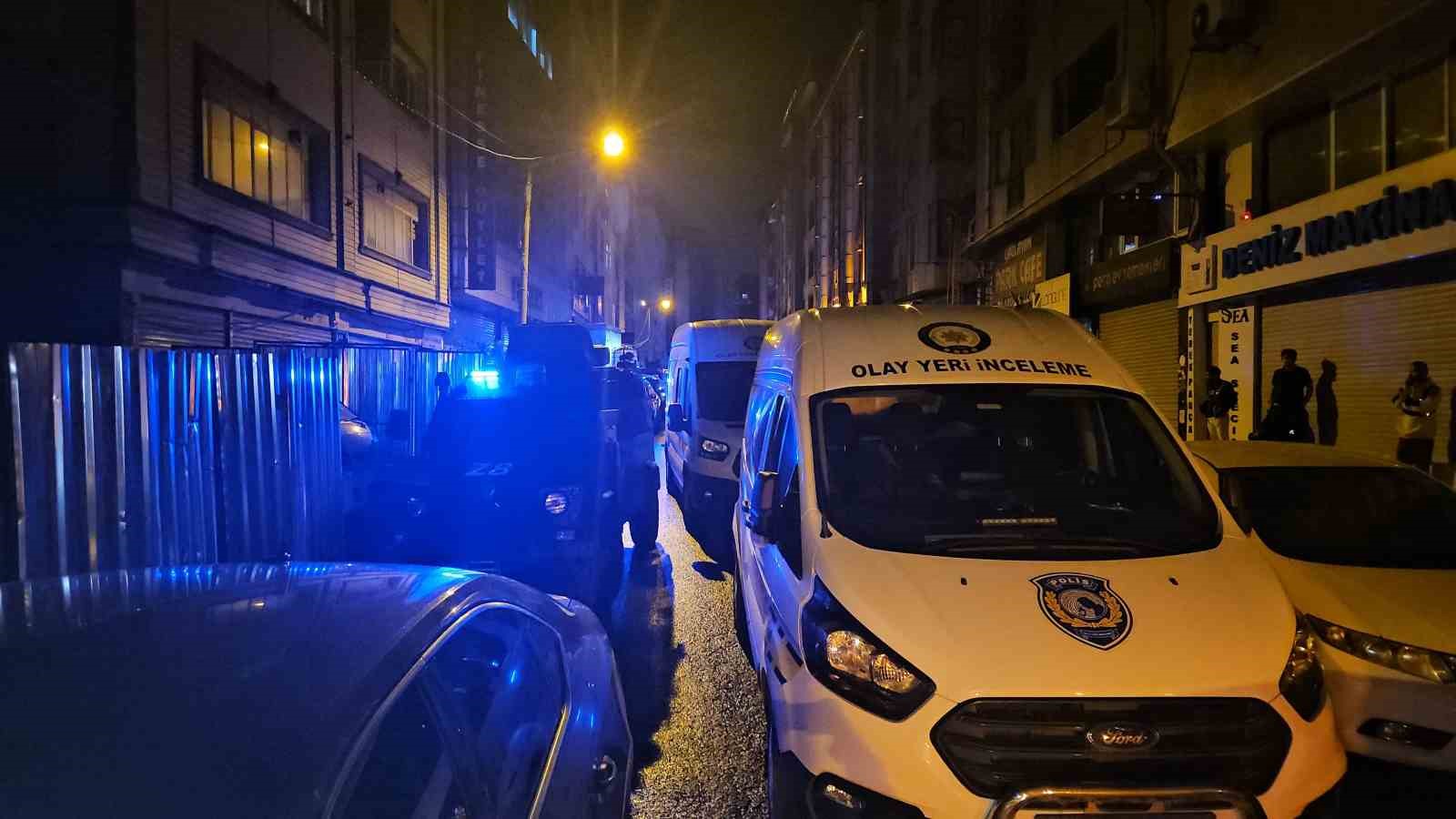 Kağıthane’de eğlence mekanına el bombası atıldı: 7 yaralı 