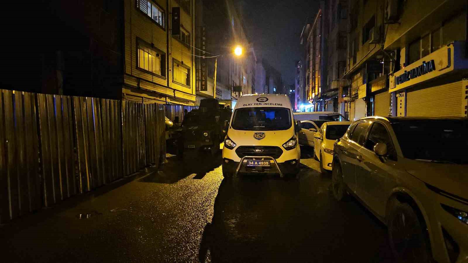 Kağıthane’de eğlence mekanına el bombası atıldı: 7 yaralı 