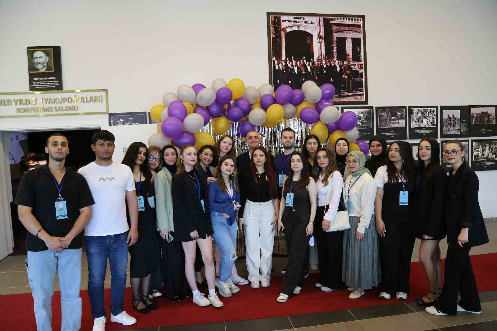 Diş tedavisinde gelinen noktayı anlattılar 