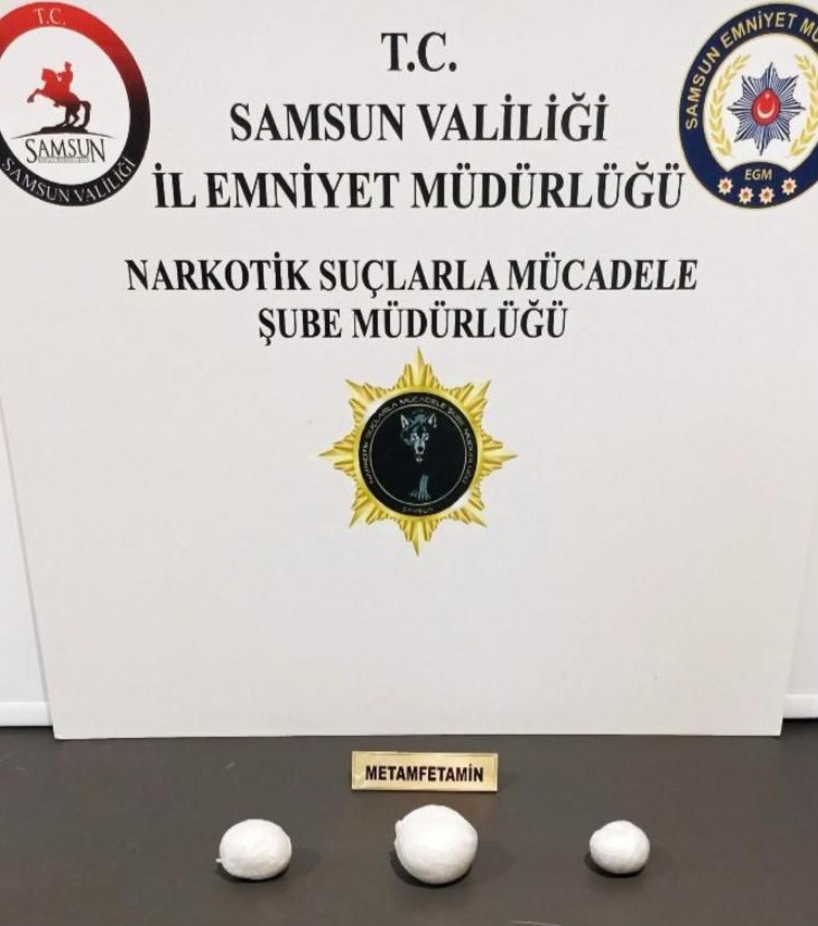 Samsun’da uyuşturucu tacirlerine şafak operasyonu: 21 gözaltı 