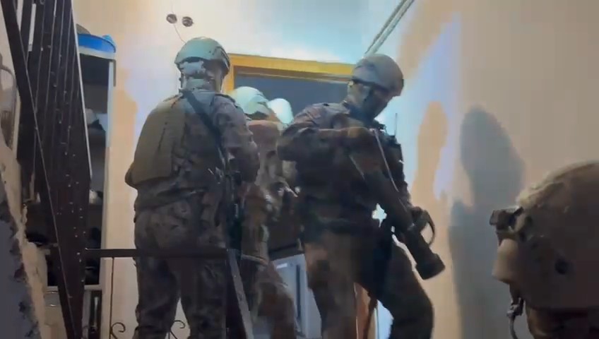 Samsun’da uyuşturucu tacirlerine şafak operasyonu: 21 gözaltı 
