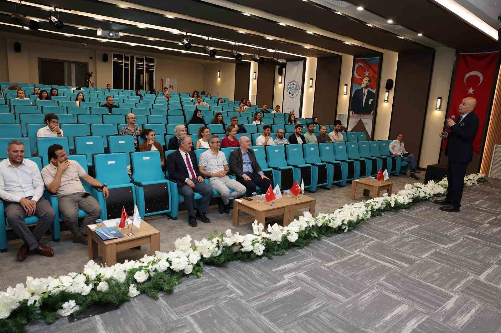 ALKÜ’de duygusal zeka, stres ve öfke yönetimi eğitimi 
