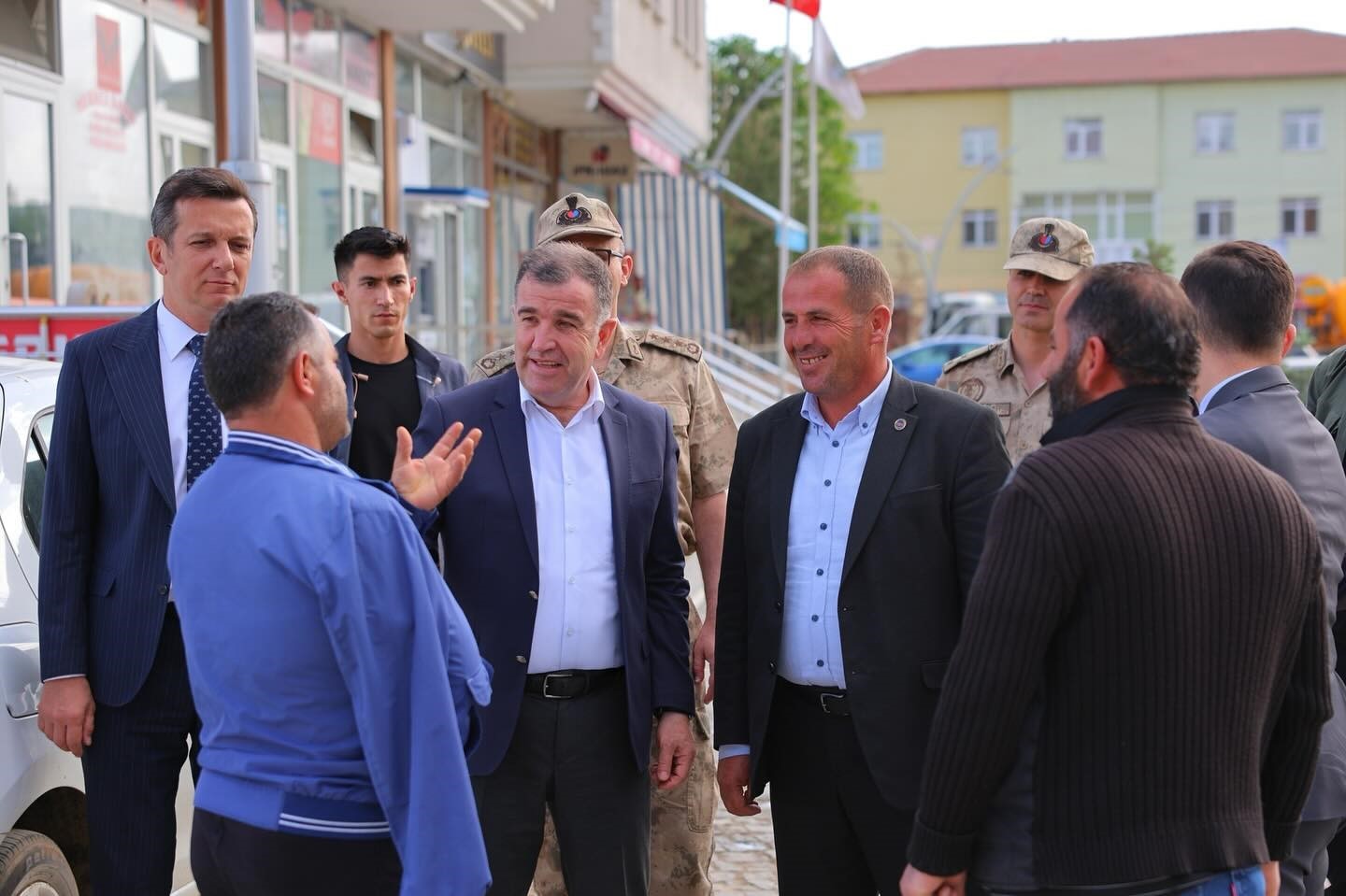 Vali Eldivan Demirözü’nde jandarma personeliyle bir araya geldi 