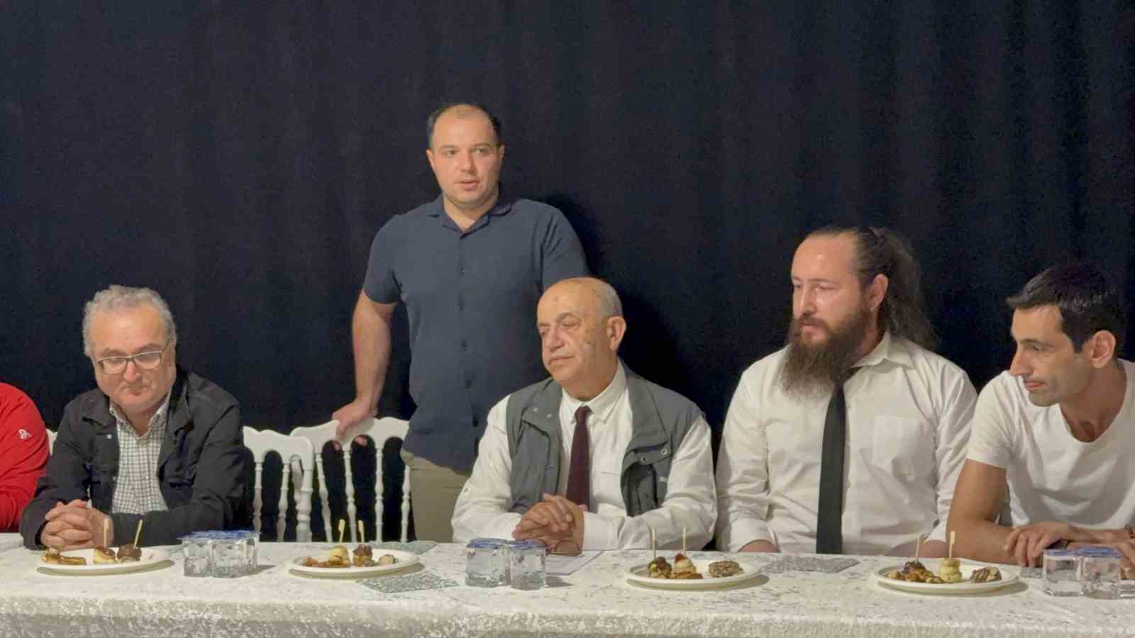 Tiyatrocular Düzce’de güçlerini birleştirdi 