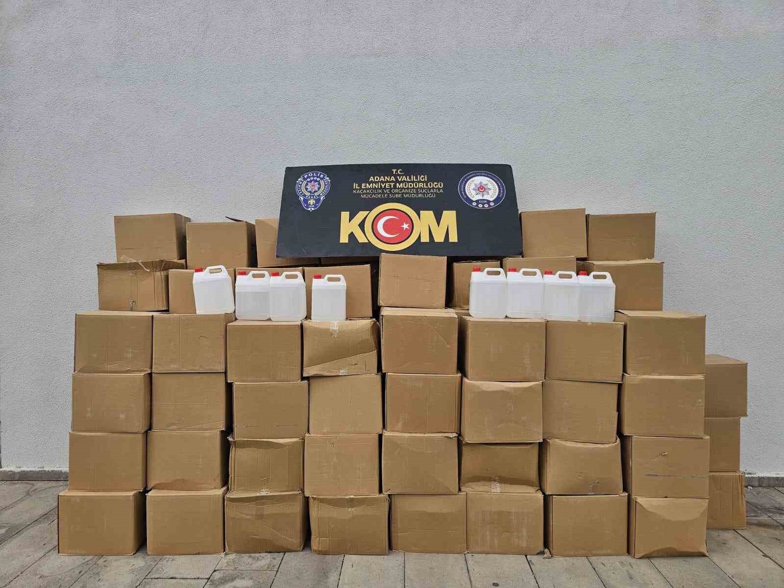 Adana’da EYP ile biri kalaşnikof 6 silah ele geçirildi: 2 tutuklama 