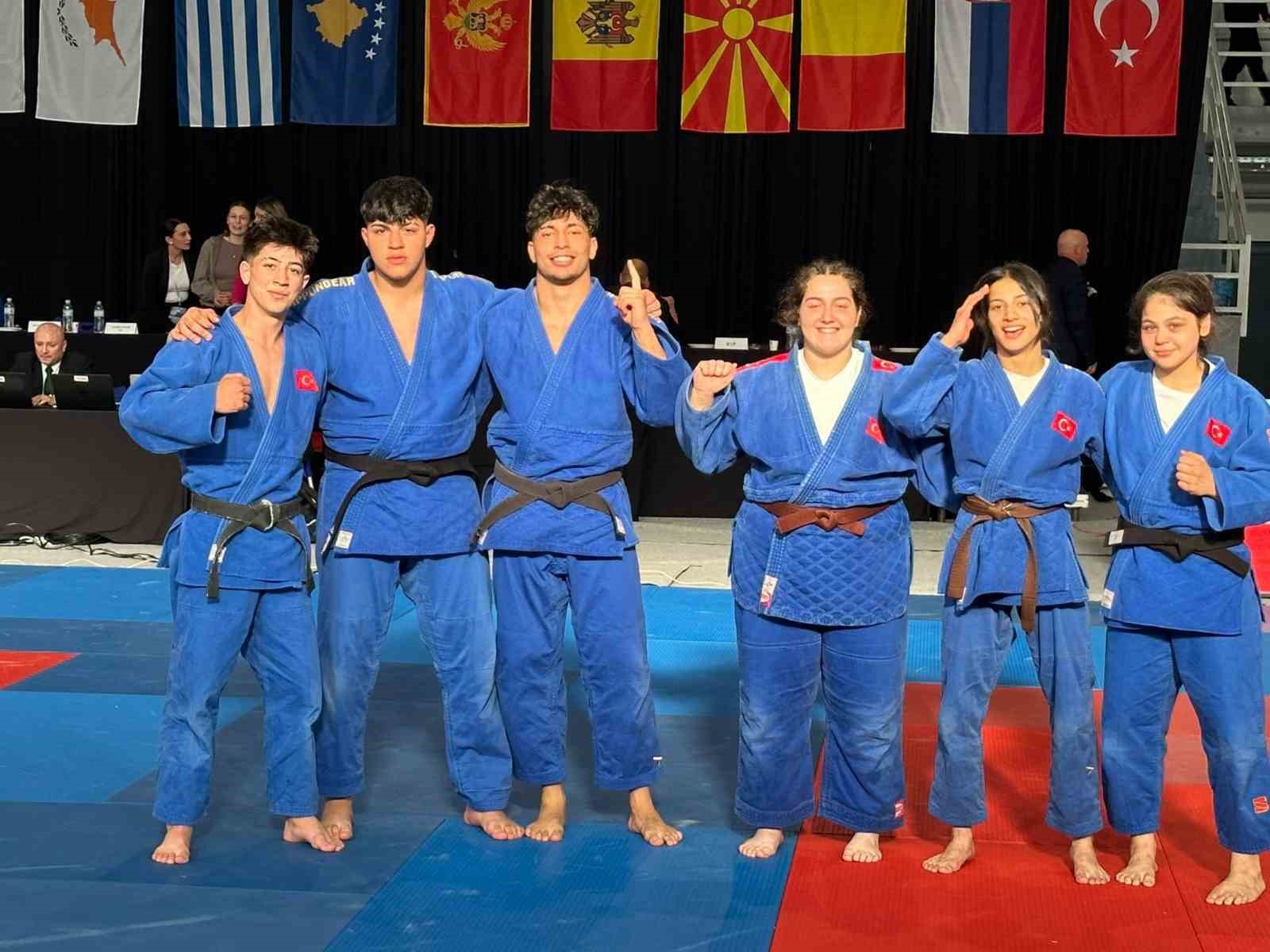 Manisalı sporcu Balkan Şampiyonu oldu 