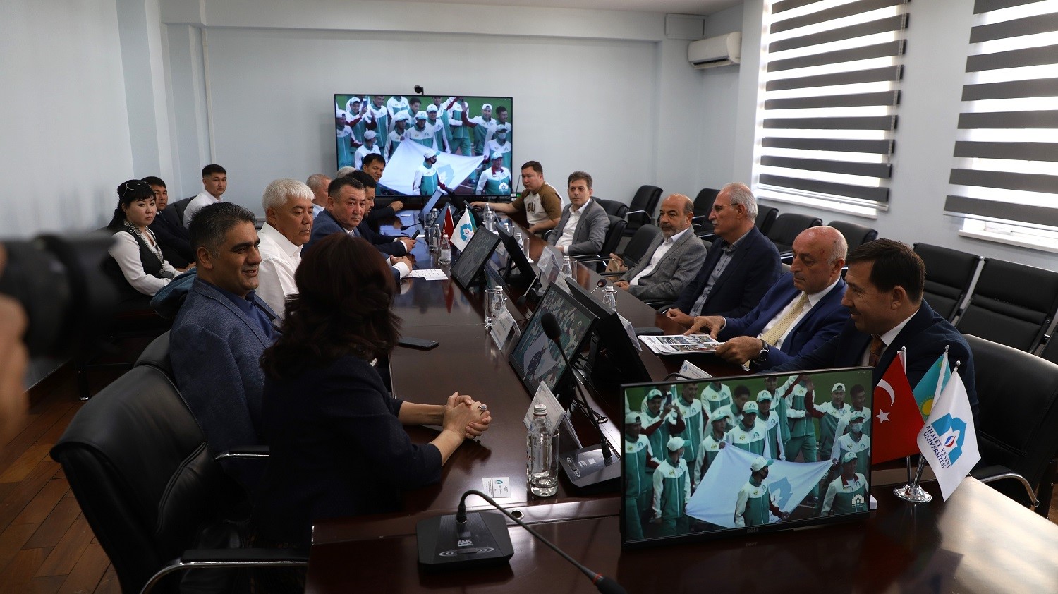 Karatay’dan ata topraklarına kardeşlik köprüsü 